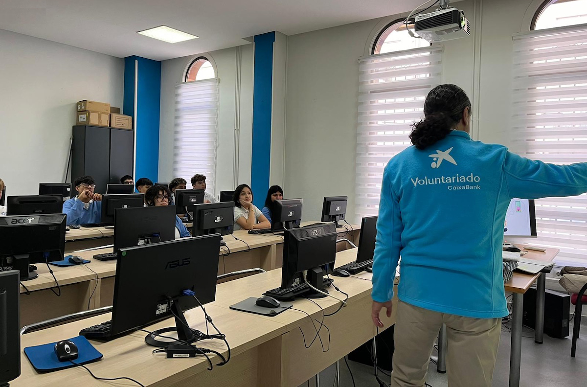 El voluntariado llega a la educación financiera